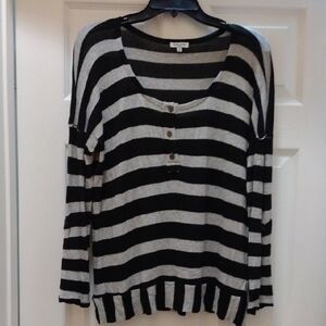 NWOT Splendid Lightweight Sparkly silver and black striped Sweater